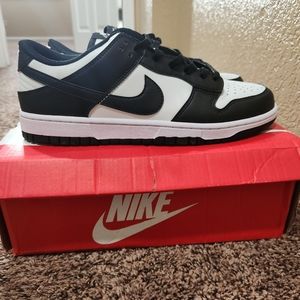Nike Panda Dunks, Men size 9, women 10.5